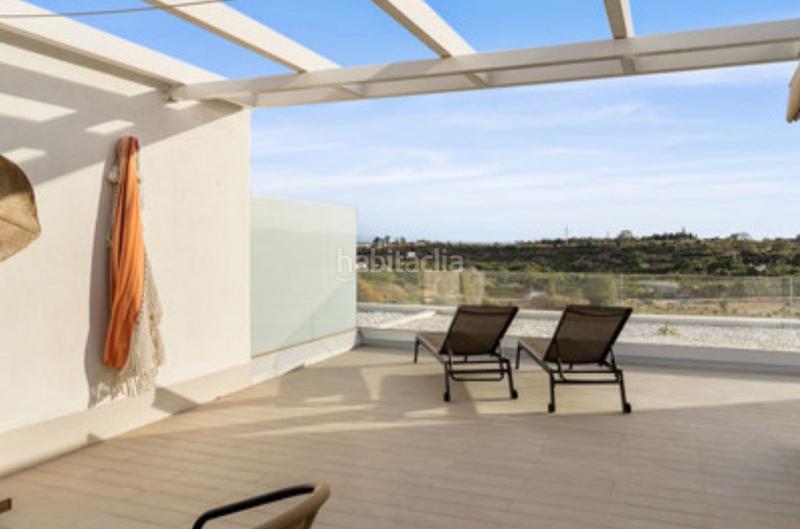 Foto 297441d1-ce33-43d2-a9cf-a52aced78abd. Reihenhaus mit parking pool in Cancelada Estepona