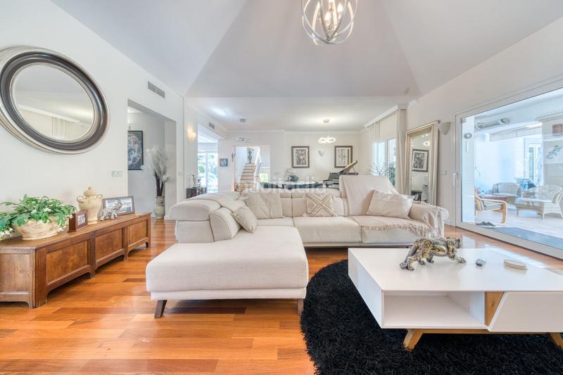 Foto f3263b4f-3d38-41e0-9733-c35ab371058f. Chalet en campo de Mijas Mijas