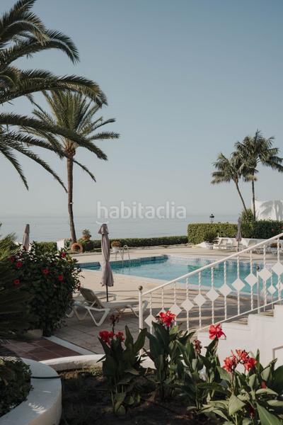 Foto 0db83b02-2826-406a-a612-f2e6c7ac7d16. Semi detached house with parking pool in Las Lomas de Río Verde Marbella