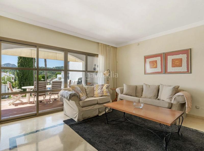 Foto 5edfb344-7b2c-4797-a2bb-4215040e67f4. Casa a schiera con parcheggio piscina in los arqueros - puerto del almendro Benahavís