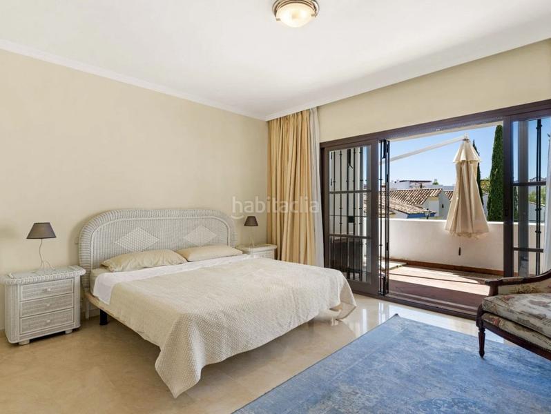 Foto 57f044c2-9fa2-49a8-9df6-659fab34d4a1. Casa adossada amb aparcament piscina a los arqueros - puerto del almendro Benahavís