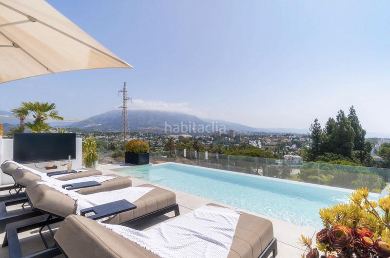 Foto 20350c12-8ebf-4085-94e0-912dd177493b. Chalet en Nueva Andalucía centro Marbella