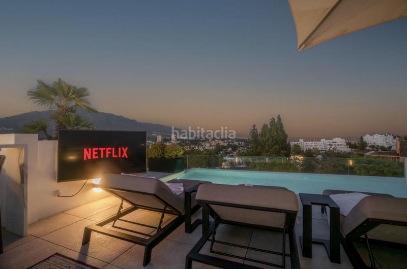 Foto a9835247-383e-425d-a58a-7232dc46a7b2. Chalet en Nueva Andalucía centro Marbella