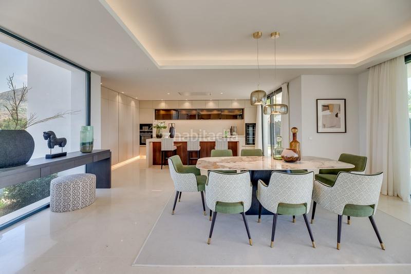 Foto 434d8ba5-672c-408c-86b7-e79015b5a03d. Chalet con parcheggio piscina in La Carolina - Guadalpín Marbella