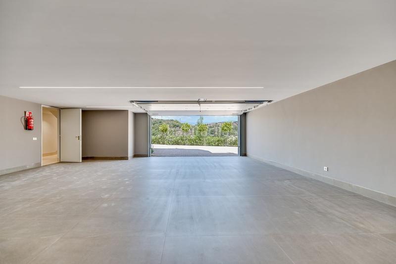 Foto 9a52b74e-0c7d-4e8f-9534-aab61f2775a1. Chalet con parcheggio piscina in La Carolina - Guadalpín Marbella