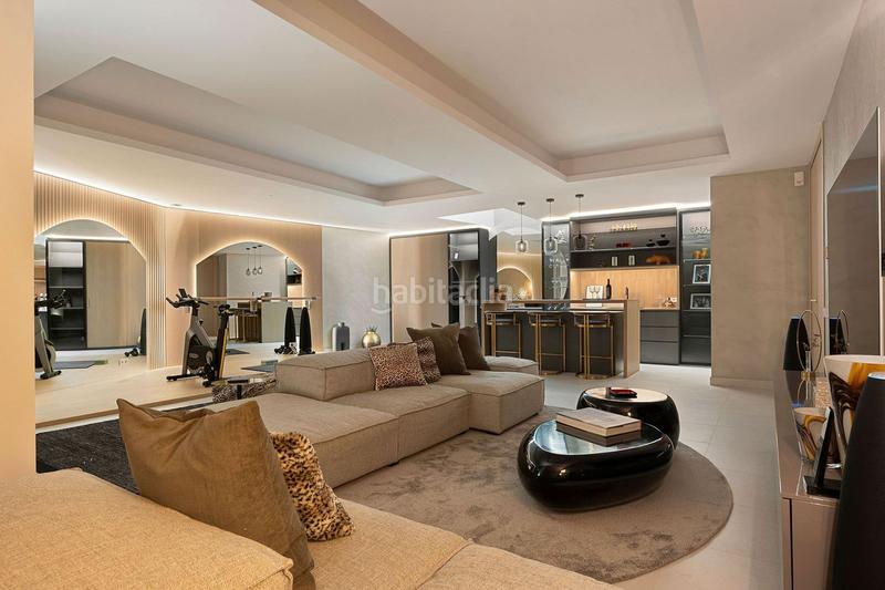 Foto 0640b205-e4b4-4a17-b07d-5ab01c49e7df. Chalet en Nueva Andalucía centro Marbella