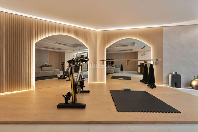 Foto f81ade5b-b8a2-43e6-9abf-064c94ed5cf9. Chalet en Nueva Andalucía centro Marbella