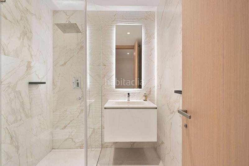 Foto 0af3696f-a6b7-4ea2-a7b9-290f0f157a5f. Chalet con parcheggio piscina in Nueva Andalucía centro Marbella