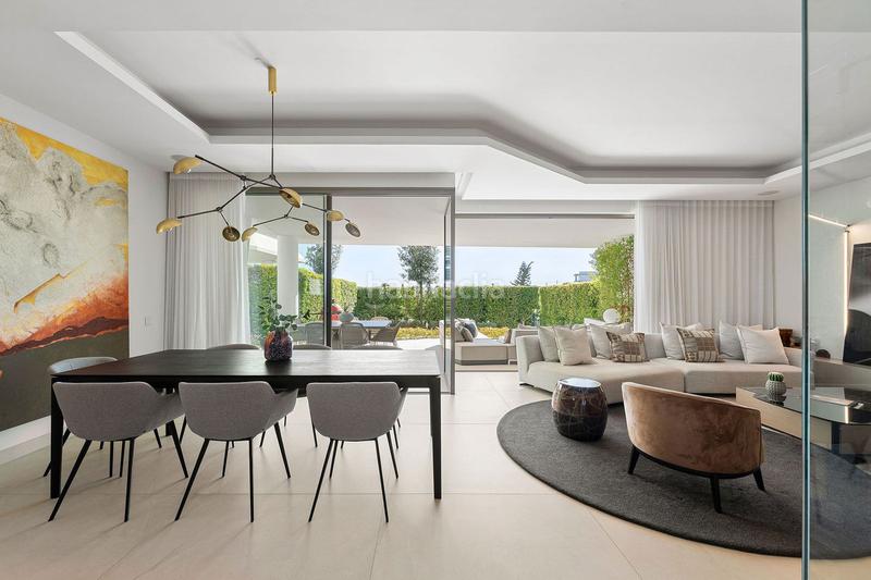 Foto 24bbd4e3-808f-4a2e-947a-31d32b31755f. Chalet con parcheggio piscina in Nueva Andalucía centro Marbella