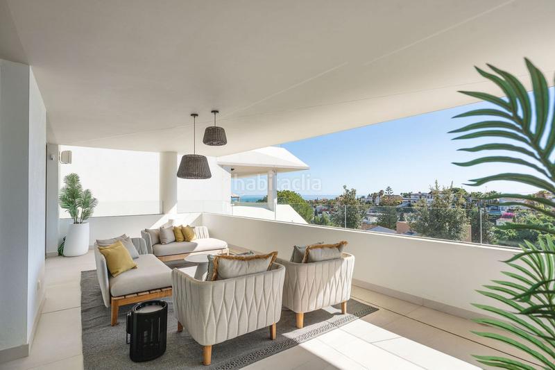 Foto 9c890bd2-9a7e-451c-bc92-0ae4edaba44c. Chalet con parcheggio piscina in Nueva Andalucía centro Marbella