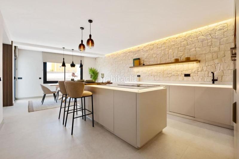 Foto 8191de7d-ab59-4d66-85f0-664ae7e46a44. Attique avec parking dans Nueva Alcántara Marbella