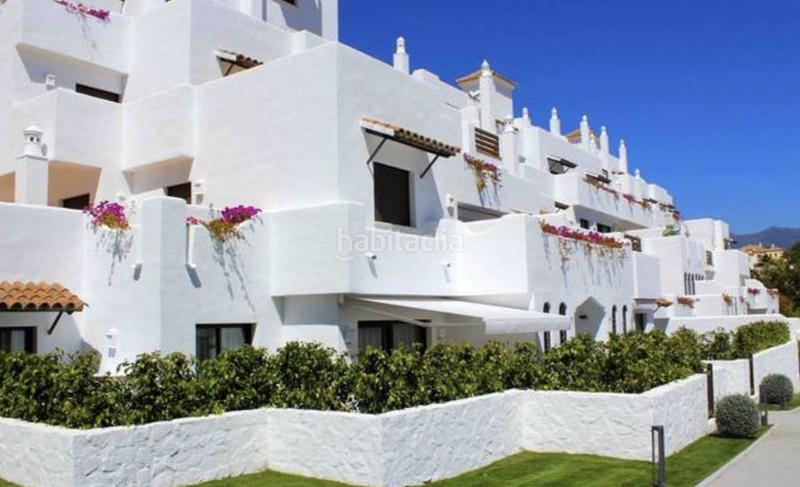 Foto 0f199fb6-7342-4500-8864-7c10a52069b6. Planta baixa amb aparcament piscina a La Concha - Resina Golf Estepona