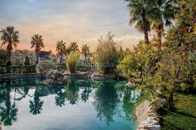 Foto c0d60ba4-a1ee-4ecf-a474-05a4825e01a7. Casa a schiera con parcheggio piscina in Coín