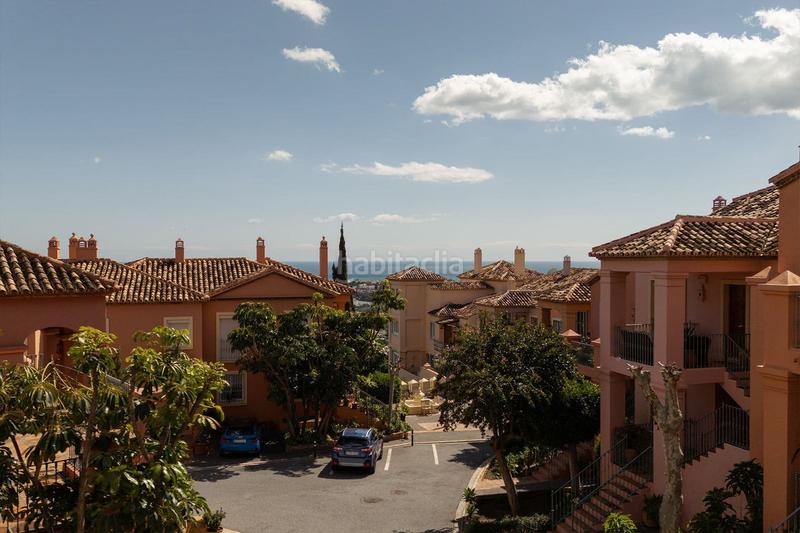 Foto b3ab1c88-69bc-4285-b446-f2385de75cca. Casa a schiera con parcheggio piscina in La Quinta Benahavís
