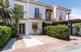 Casa adossada a Nueva Atalaya