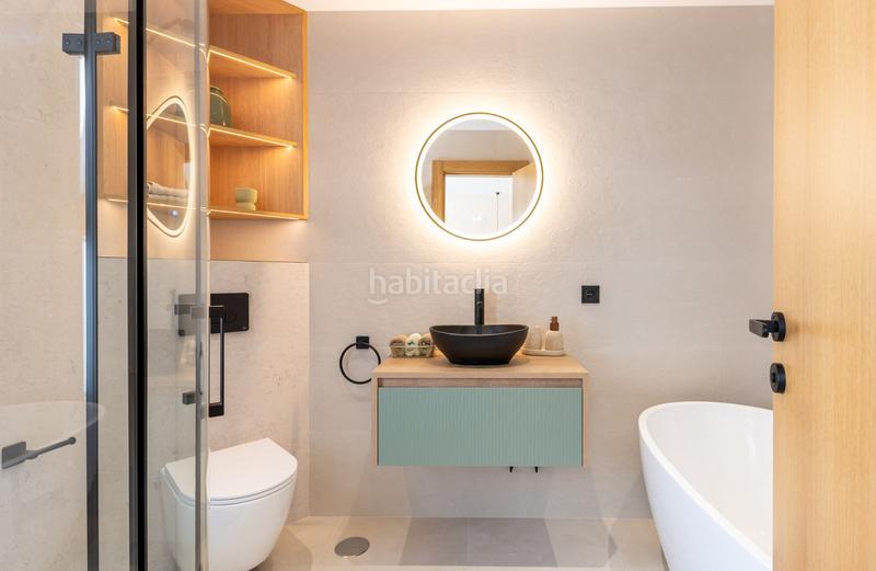 Foto 0afadd86-097a-4154-9ef0-03f1670f9150. Semi detached house with parking pool in Nueva Atalaya Estepona