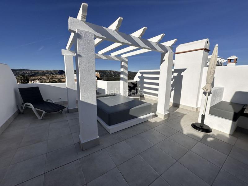 Foto 4a99abe9-5c69-4240-a5a1-3c1499fe3d6b. Attique avec parking piscine dans Doña Julia Golf Casares