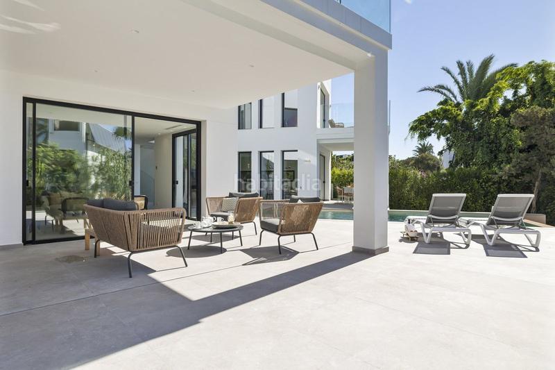 Foto 274e645a-6b2b-43ad-a9ed-f33bc067d1fd. Chalet mit parking pool in Marbesa Marbella