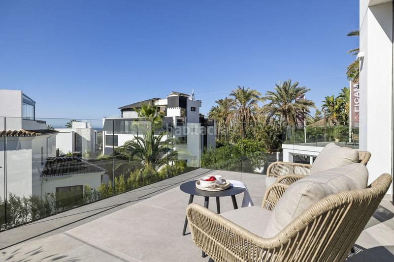 Foto d0873b42-cc82-40df-ab3b-927e5302b3b5. Chalet mit parking pool in Marbesa Marbella