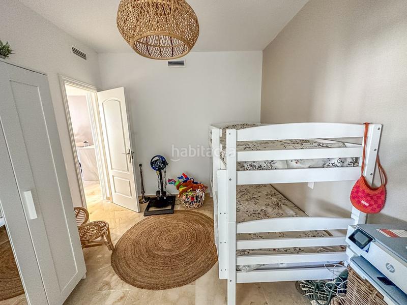 Foto 548e6155-8c7e-4281-a74b-bb4f2d17597e. Ground floor with pool in Chullera Manilva