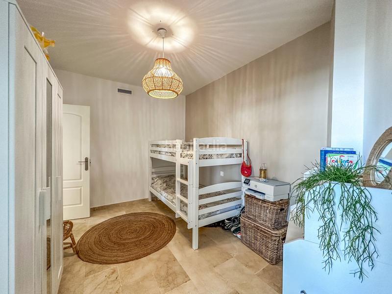 Foto ad7c8485-80d8-4fa0-8105-f8d8cdc5812d. Planta baixa amb piscina a Chullera Manilva