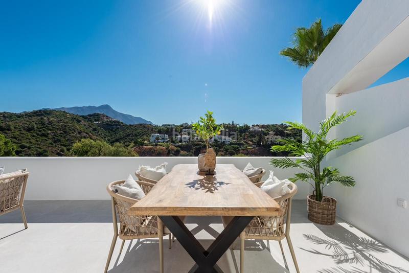 Foto 98866d3f-04d3-431b-b78f-fb7402719419. Apartament amb aparcament piscina a La Quinta Benahavís