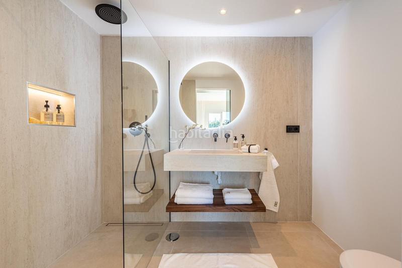 Foto b0c1714f-e5b9-409a-8289-eec6ca4e22f2. Apartament amb aparcament piscina a La Quinta Benahavís