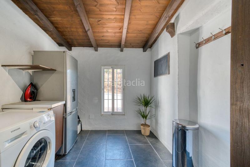 Foto cddf505b-733e-45e5-9cfc-df0490869e08. Casa adossada amb aparcament piscina a La Duquesa Manilva