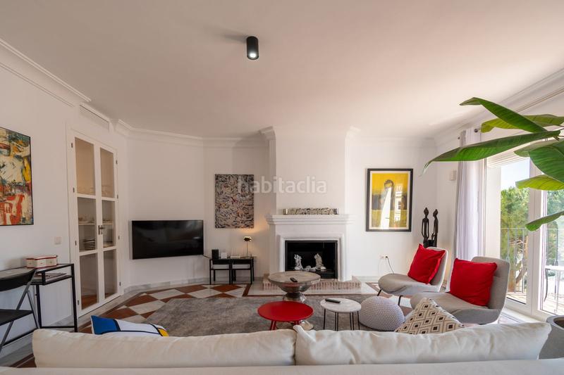 Foto 5f0c7367-6e55-4661-962e-19ff52581bb7. Casa adossada amb aparcament piscina a La Quinta Benahavís