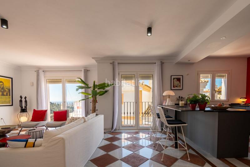 Foto 6adea957-c60c-4b1a-9624-78f563e2ec0c. Casa adossada amb aparcament piscina a La Quinta Benahavís