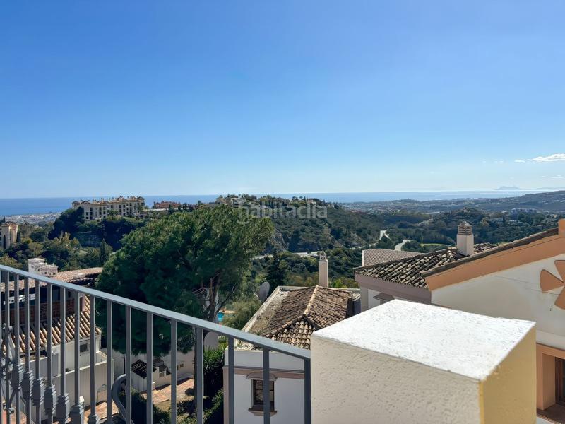 Foto 2ea371e1-d0d2-4a70-b0ac-c2f33aec3d38. Maison jumelée avec parking piscine dans La Quinta Benahavís