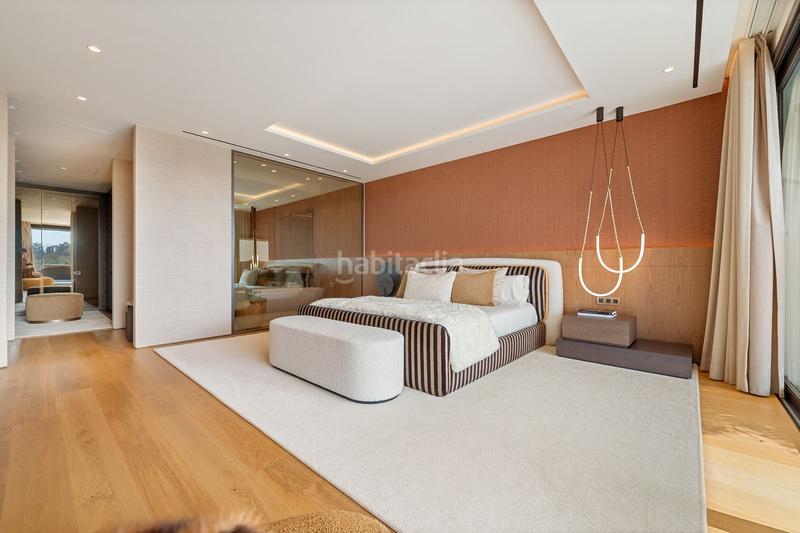 Foto bd17b4fe-88d8-4dbb-bf48-cc5838bcbfc6. Duplex with parking pool in Las Lomas de Río Verde Marbella