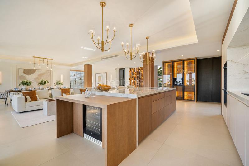 Foto f1c8cac0-a4f3-423c-b1e6-d757ca70820d. Chalet mit parking pool in Los Naranjos Marbella