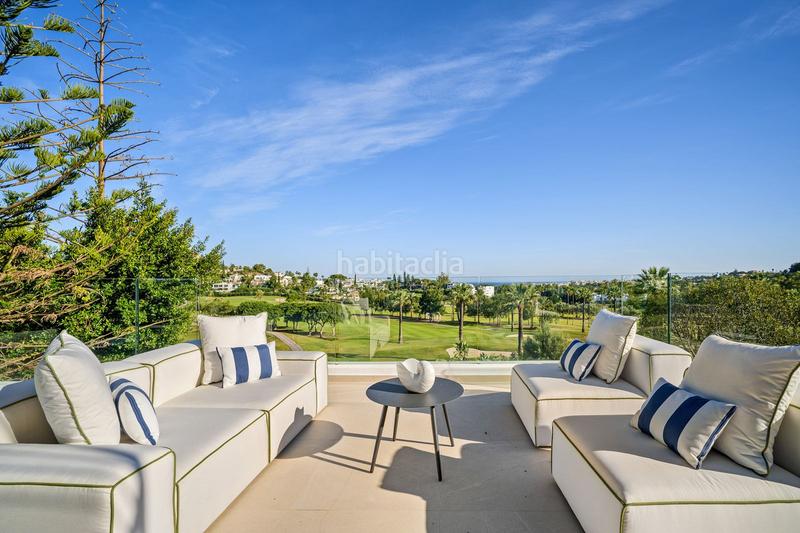 Foto 1c20ad66-c390-4ada-832e-db5a33f6d8f6. Chalet with parking pool in Los Naranjos Marbella