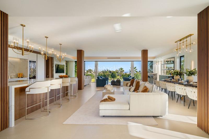 Foto 0b19f18d-e6df-4645-8409-6e1cc3dd11b8. Chalet avec parking piscine dans Los Naranjos Marbella