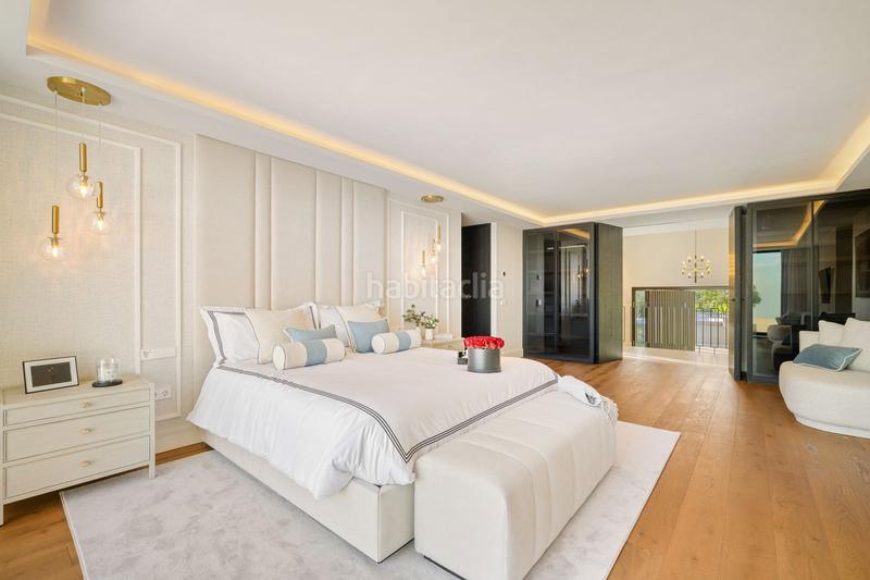 Foto a2ecd7fc-cfe4-4723-9ee6-1c14b0e0a90e. Chalet avec parking piscine dans Los Naranjos Marbella