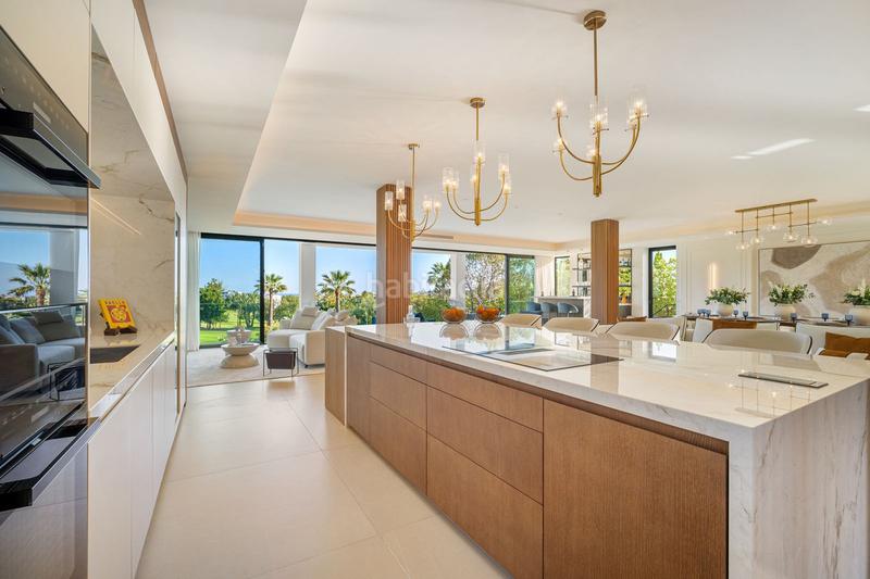 Foto 74f7189f-4cc5-4f30-8264-1c8b033ccbb1. Chalet con parcheggio piscina in Los Naranjos Marbella