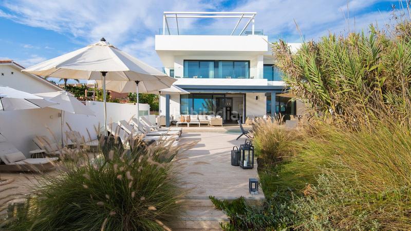 Foto 09a40946-1f62-4cce-b3e0-c397d1e12879. Chalet mit parking pool in Costabella Marbella