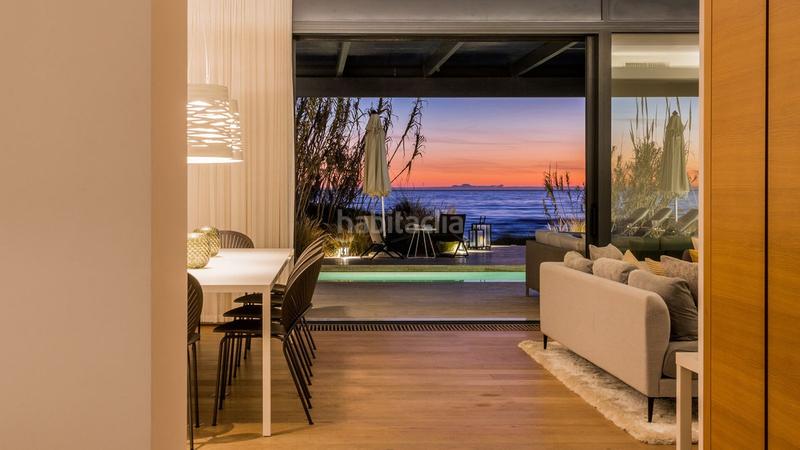 Foto a0258361-8480-4119-a829-c4ff5aee7753. Chalet mit parking pool in Costabella Marbella