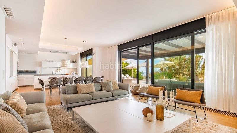 Foto 131717ac-0654-46b2-8bd6-0146d17295cd. Chalet con parcheggio piscina in Costabella Marbella