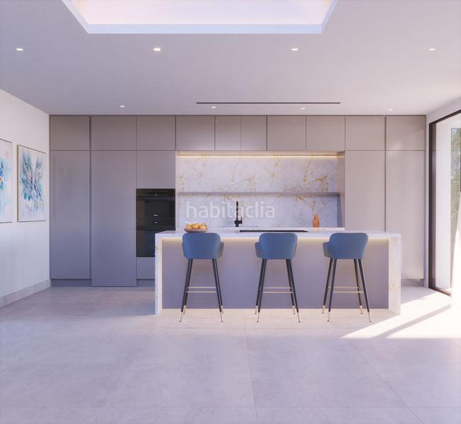 Foto 16691ee4-cc46-4a17-95f5-cea7a0b0c1a9. Chalet with parking pool in Estepona golf Estepona