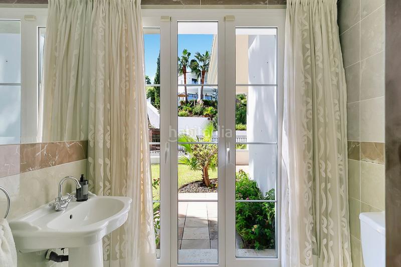 Foto 0cda04ac-e0a6-42b4-9926-0ff9cd9f2d78. Chalet mit parking pool in La Cala Golf - Lagar Martell Mijas