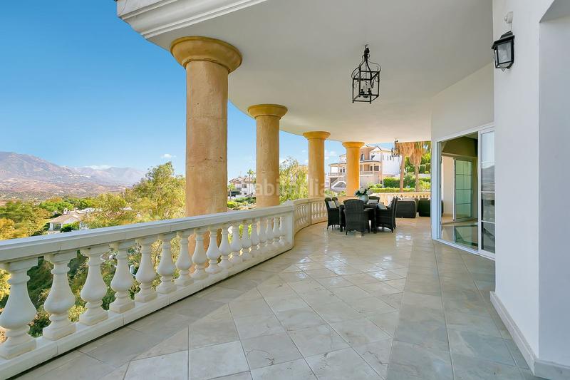 Foto f16f3fa4-e82e-46fe-bef9-094a507e7cc1. Chalet mit parking pool in La Cala Golf - Lagar Martell Mijas