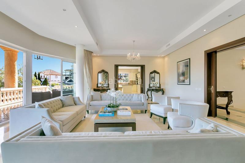 Foto ec216532-a99c-4c98-8ff9-44525d9f1907. Chalet en La Cala Golf - Lagar Martell Mijas