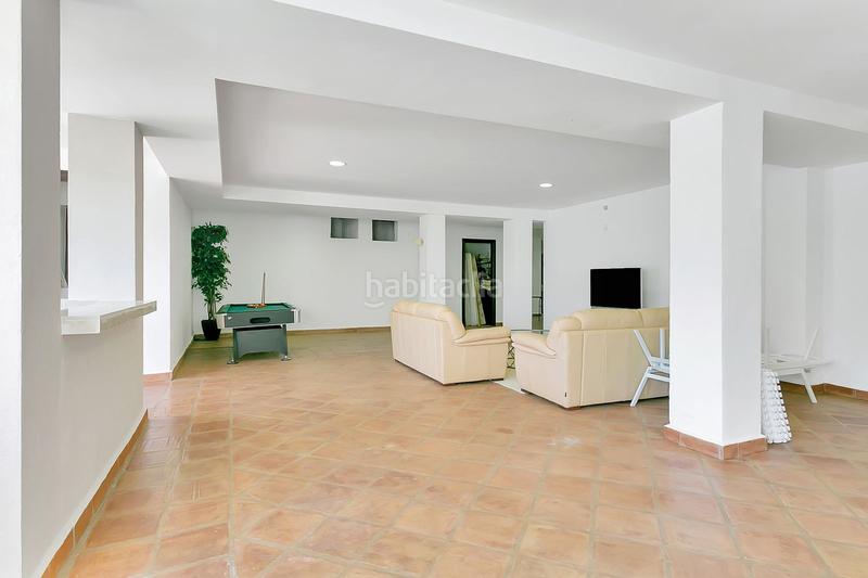 Foto 901b1d9b-f1e3-4a73-b353-456680731aa9. Xalet amb aparcament piscina a La Cala Golf - Lagar Martell Mijas