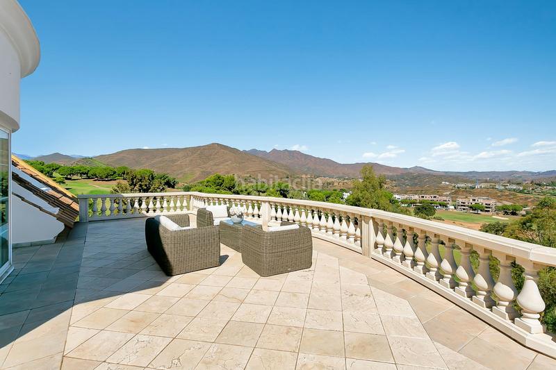 Foto cbeeafcb-9b71-492c-8596-e5e9d9bada76. Xalet amb aparcament piscina a La Cala Golf - Lagar Martell Mijas