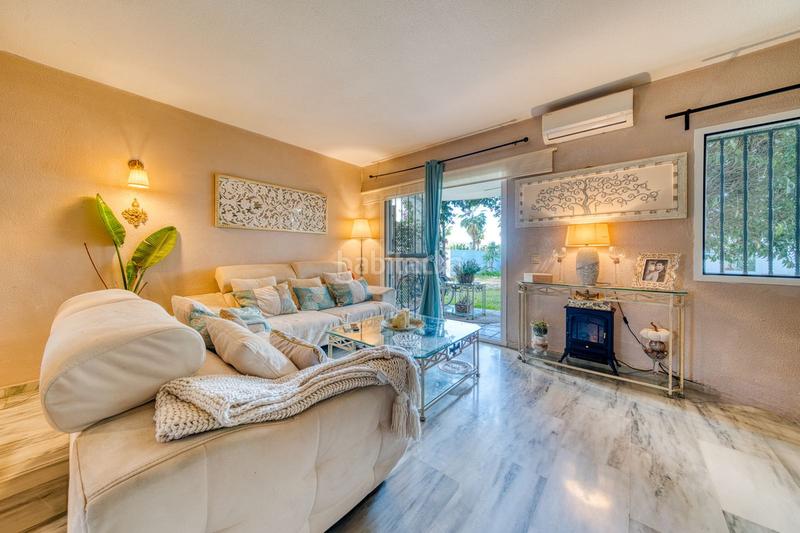 Foto ed02e3b4-eb2d-492d-8a16-787b4c27d120. Casa a schiera con piscina in Bel - Air Estepona