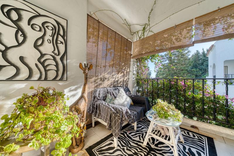 Foto a986c71b-13aa-45b6-8e95-7e7960418f36. Reihenhaus mit pool in Bel - Air Estepona