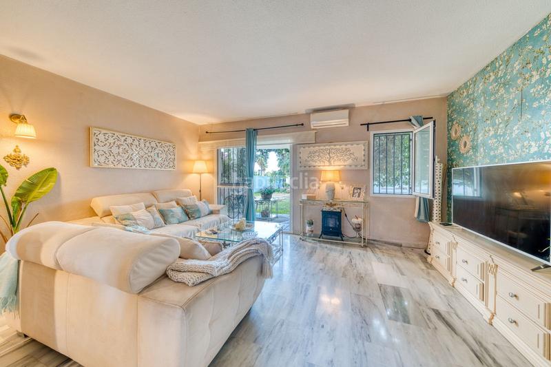 Foto 5ab5a8b5-e40f-49d8-bb2c-f30e0d9d215a. Semi detached house with pool in Bel - Air Estepona