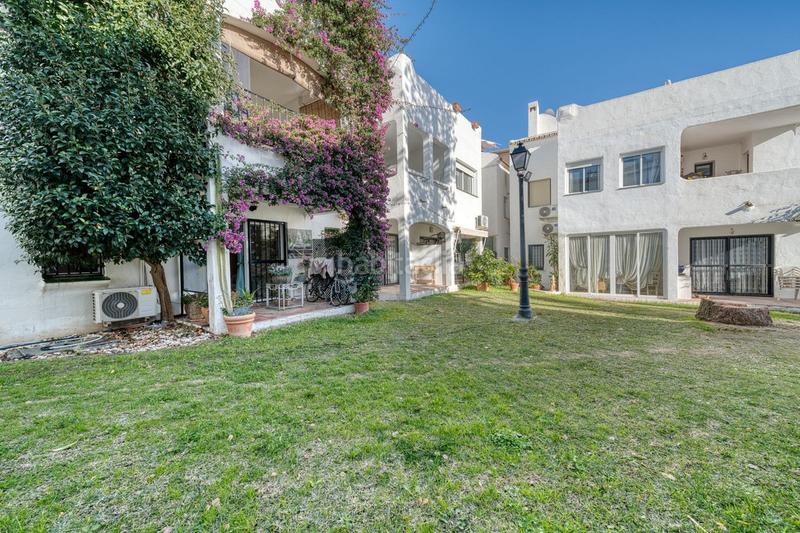 Foto 7646719d-a19a-4d29-b7b8-cfbb0dd6e734. Semi detached house with pool in Bel - Air Estepona